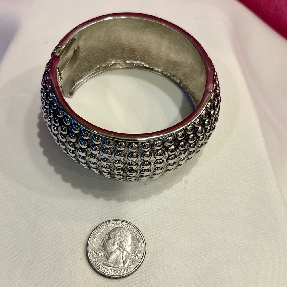 Vintage Silver Plate Bangle Bracelet - Picture 14 of 16